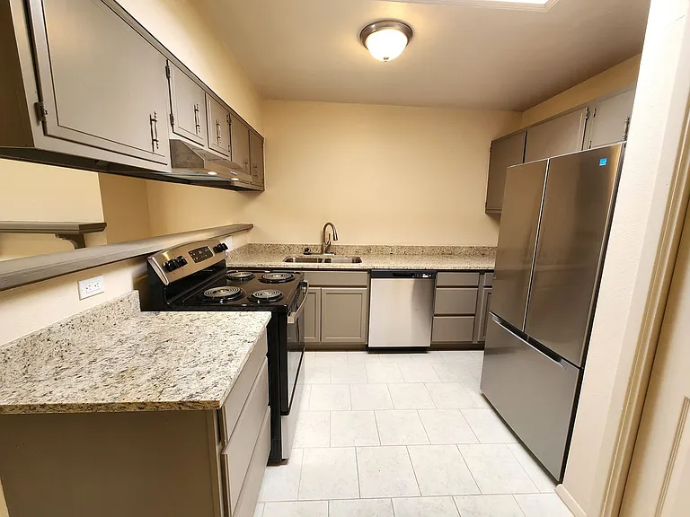 1217 La Fonda Dr — Photo 10