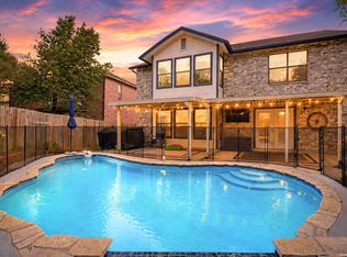 17319 Sapphire Rim Dr, San Antonio, TX 78232