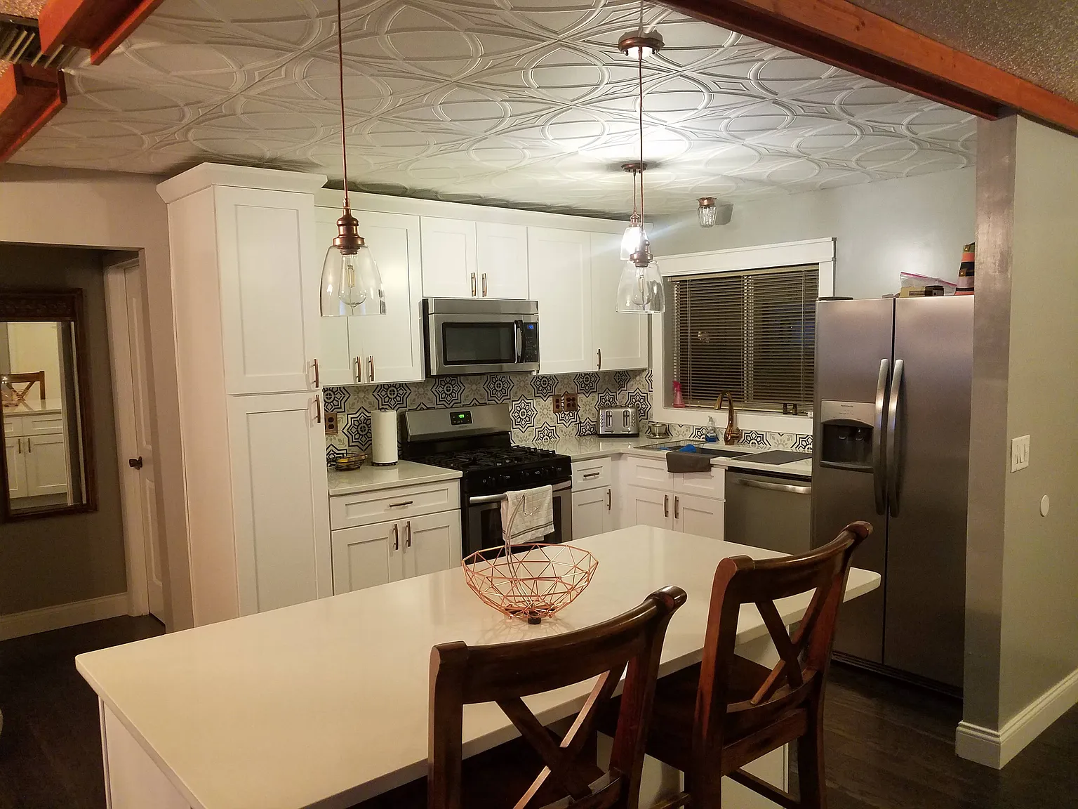 3 bed, 1576 sqft, $2,600 — Photo 2