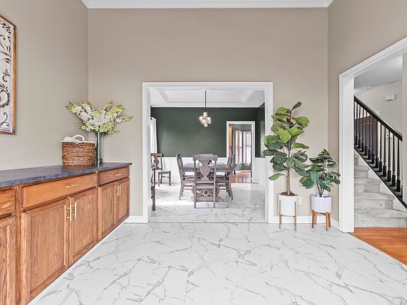 5th image of 119 Blackberry Ridge Ct