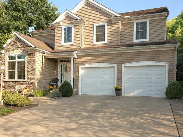 6021 Pine Valley Ln, Fairview, PA 16415