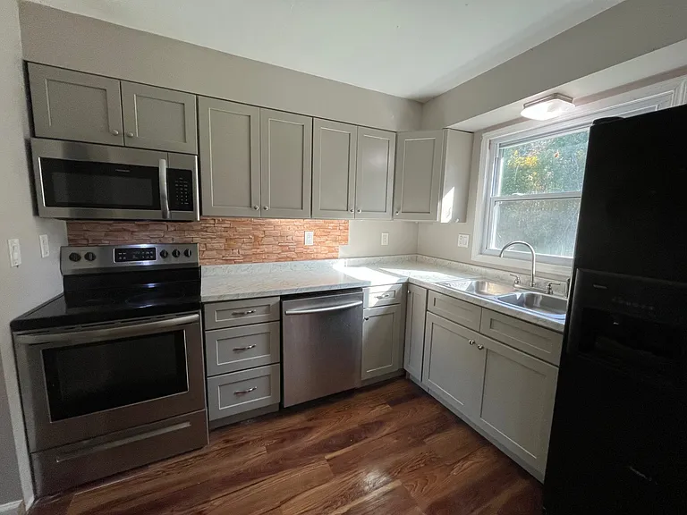 5836-5840 Glendora Rd — Photo 5