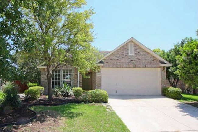 1st image of 8107 Heritage Park Dr