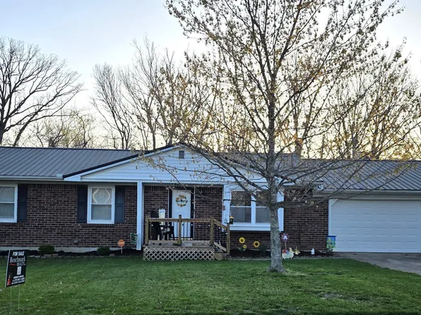 3432 Smoky Mountain Dr, Lexington, KY 40515