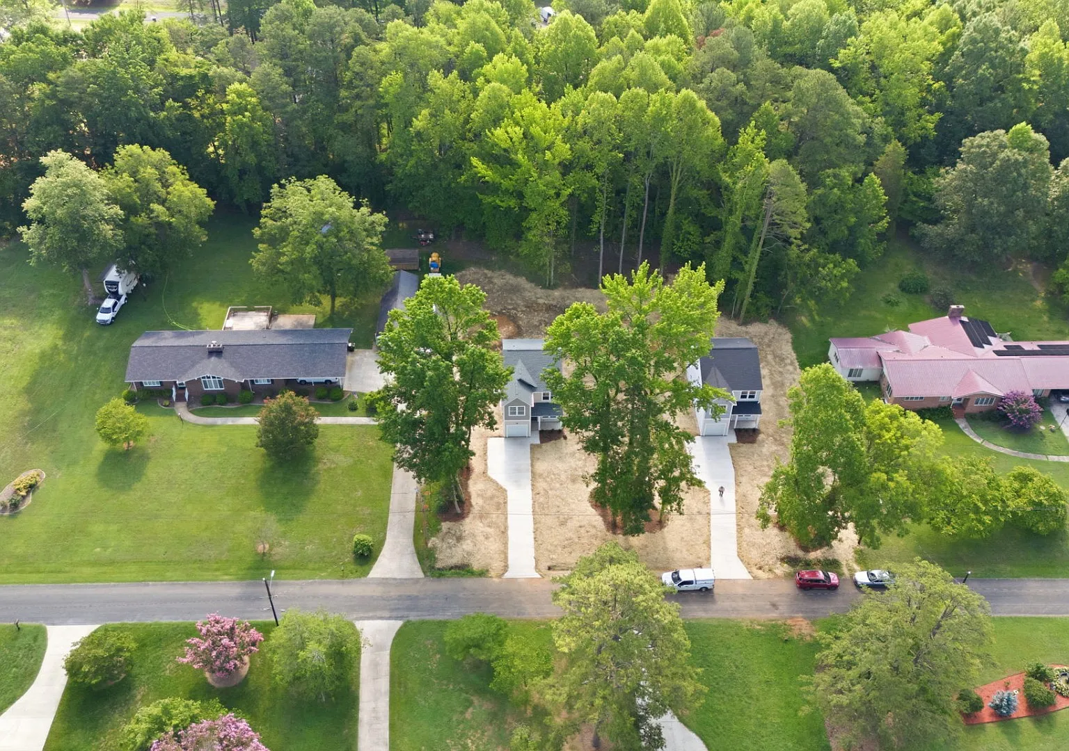122 Maplewood Ave — Photo 4