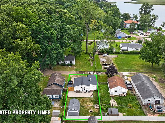 3rd image of 500 Wilbur Ave