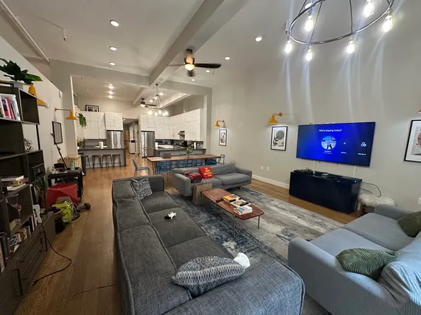 2072 Mission St #1, San Francisco, CA 94110