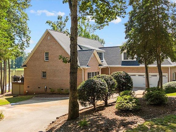 4th image of 148 Lake Park Dr