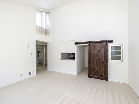 3rd image of 3222 Glendora Dr APT 202