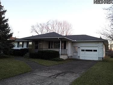 1st image of 1437 W 33rd St