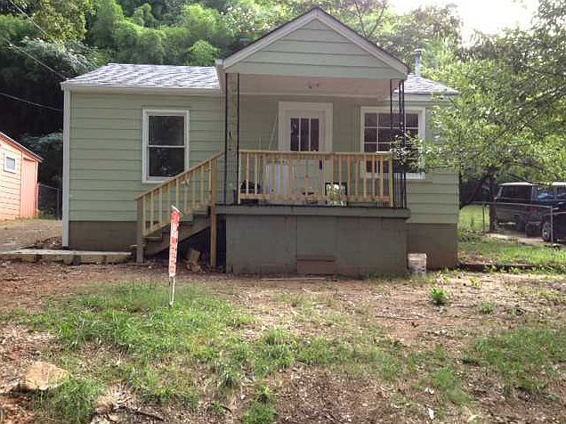 2nd image of 524 Shaw Dr
