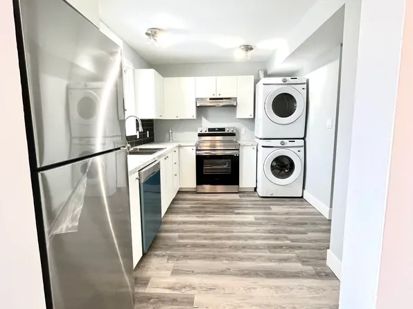 95 Leaside Dr, Welland, ON L3C 6B3