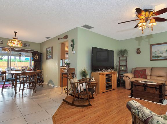 4th image of 9711 NW 25th Ct