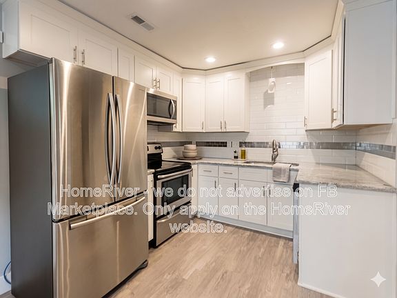 5th image of 223 Bridgefield Pl #A