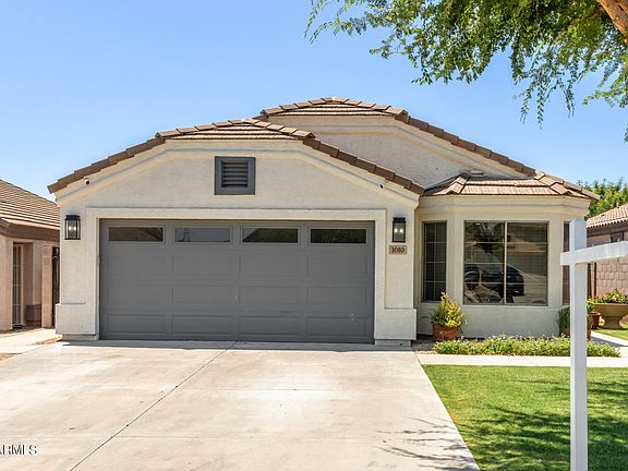 2nd image of 1010 N 90TH Circle