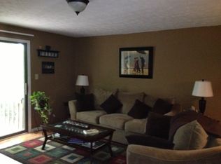 7965 Glen View Dr, Indianapolis, IN 46236