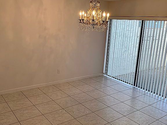 5th image of 327 Dryberry Way