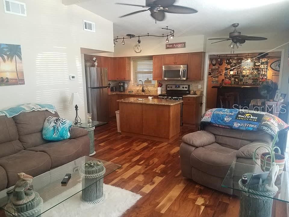 2nd image of 2207 Randa Blvd