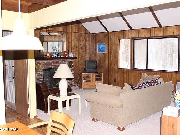 5th image of 13 Lakewood Ct
