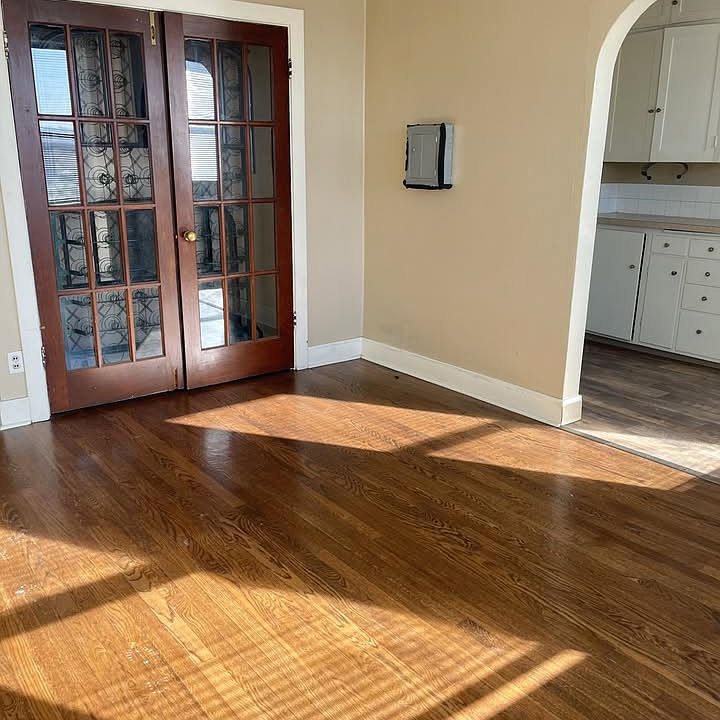 2nd image of 707 N Monroe St APT 7
