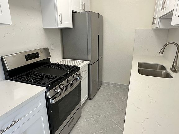 4th image of 362 W Palmer Ave APT 4
