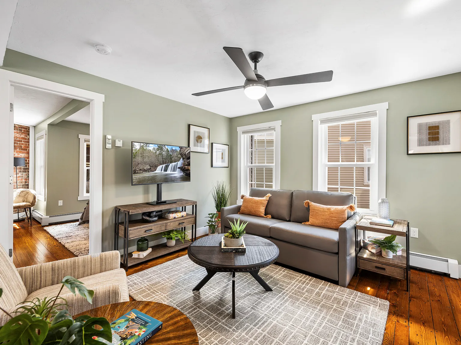 1 bed, 750 sqft, $2,975 — Photo 2