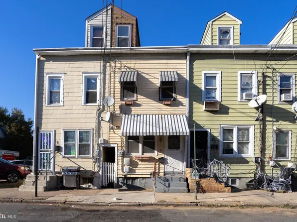 8 Elm St, Trenton, NJ 08611