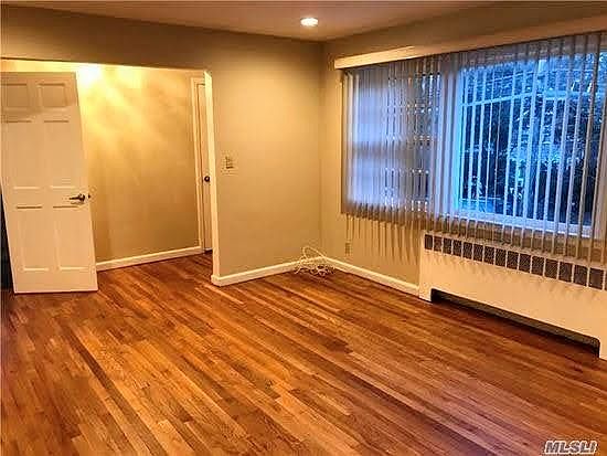 1st image of 386 Tulip Ave