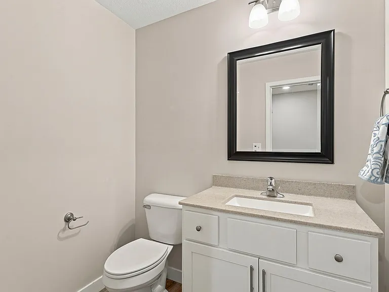 4000 W Worley St #2 — Photo 4