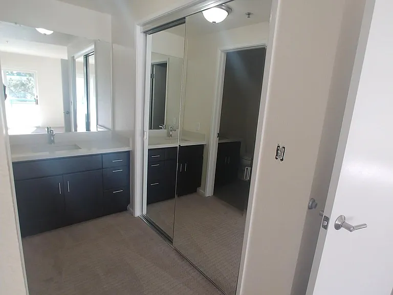 The Mayfield — Photo 7