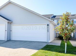 4702 8th Ave S, Fargo, ND 58103