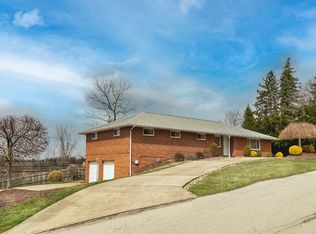 15 Munce Ridge Rd, Washington, PA 15301