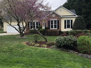 7108 Harper Ridge Ct, Oak Ridge, NC 27310