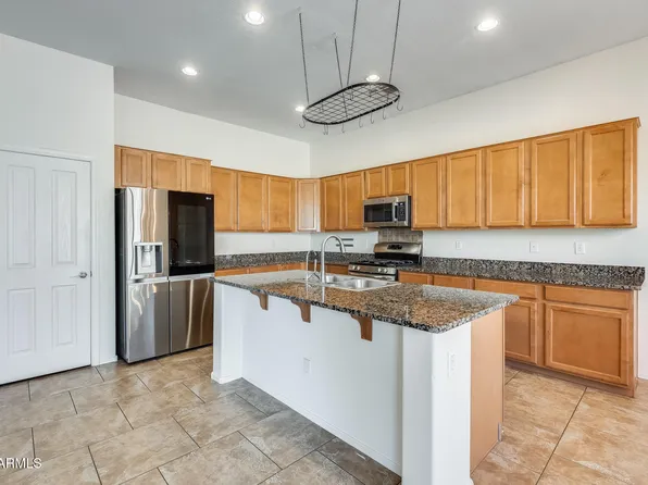 2550 E BALSAM Court, Chandler, AZ 85286