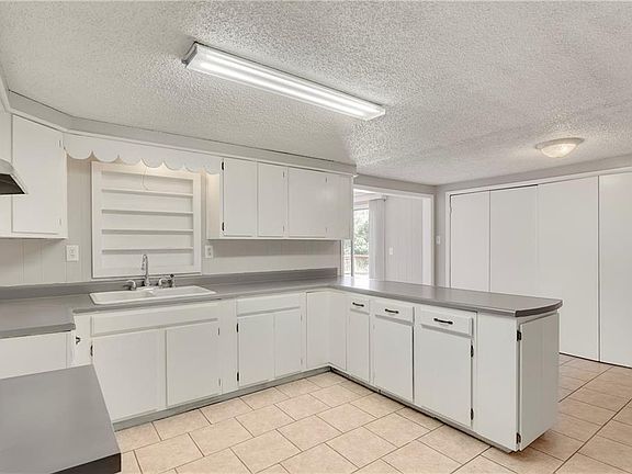 3rd image of 18765 Shoreline Way #545