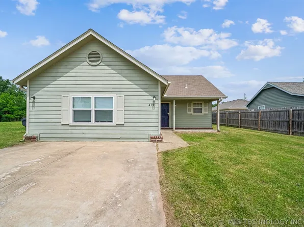 419 E Dogwood St, Coweta, OK 74429