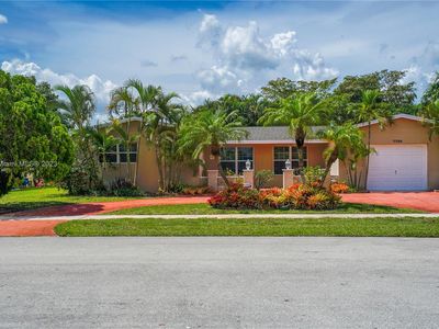 7720 NW 6th St, Pembroke Pines, FL, 33024