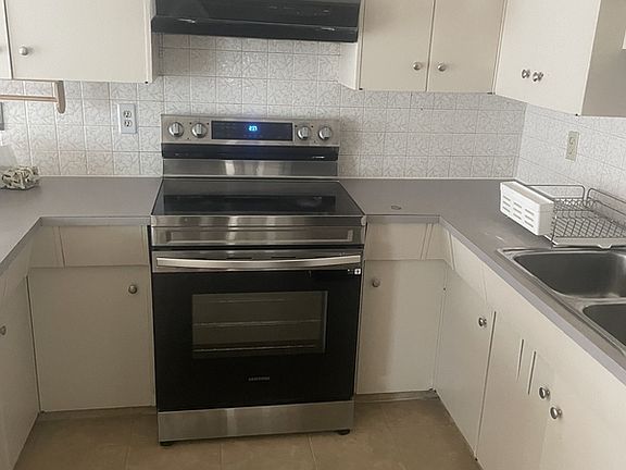 3rd image of 3518 78th St NW