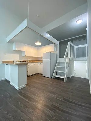 Rented by Voro NYC | media 10