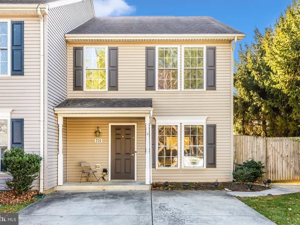 256 W 14th St, Frederick, MD 21701