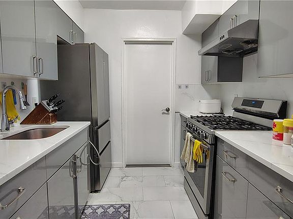 5th image of 2021 84th St APT 5C