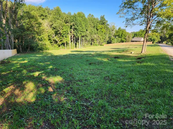 235 Edgewood Rd S #3, Asheville, NC 28803