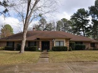 9074 Elm Tree Cir, Tyler, TX 75703