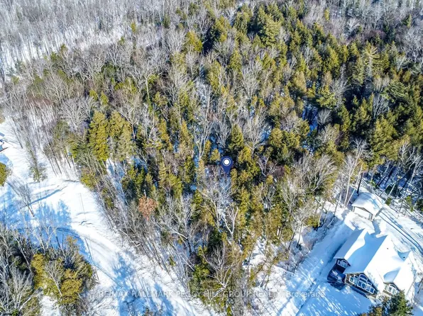 38 Lasalle Trl, Tiny, ON L9M 0G3