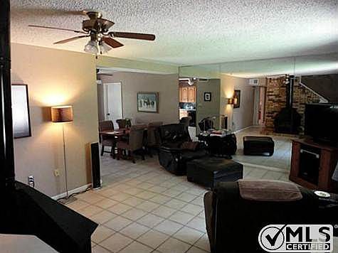 3rd image of 4101 Buckthorn Ct