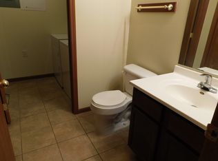 1430 E 14th St #A02, Crete, NE 68333