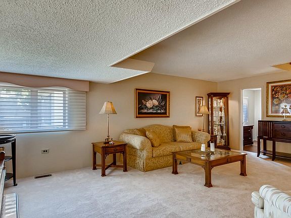 4th image of 42184 N 6th Ave