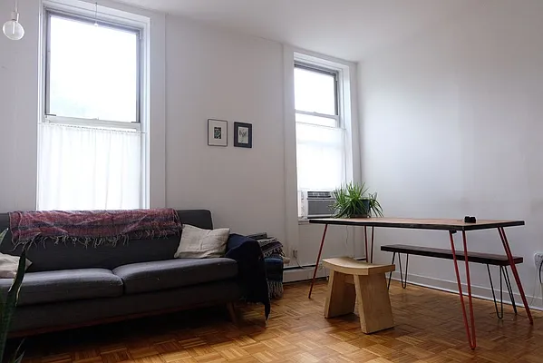 Rented by Owner | media 9