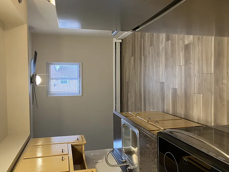 Emerald Village Apartments — Photo 31