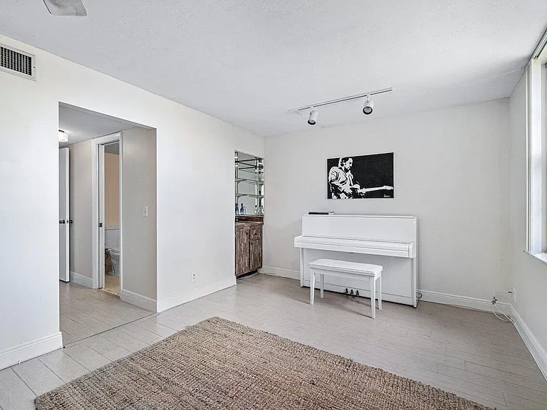 6000 NW 2nd Ave #338 — Photo 8